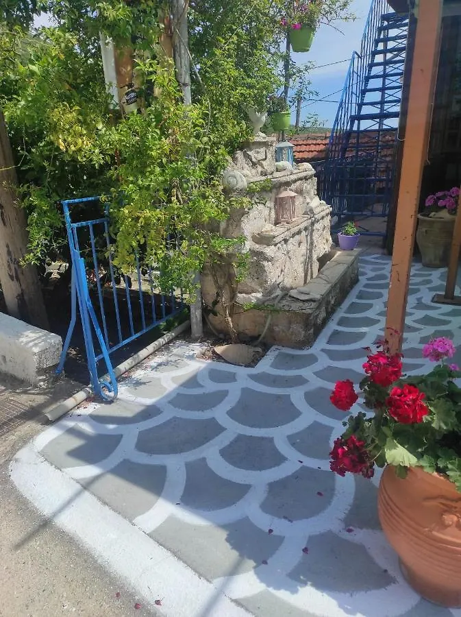 Dimitra Studios Atheras Apartment